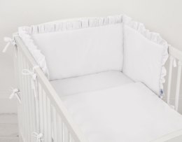 Uniwersalny ochraniacz z falbanką do łóżeczka niemowlęcego - biały